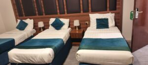 Grand 5 bedroom luxury suite for large families and groups Title: 5 Bedroom Family Suite